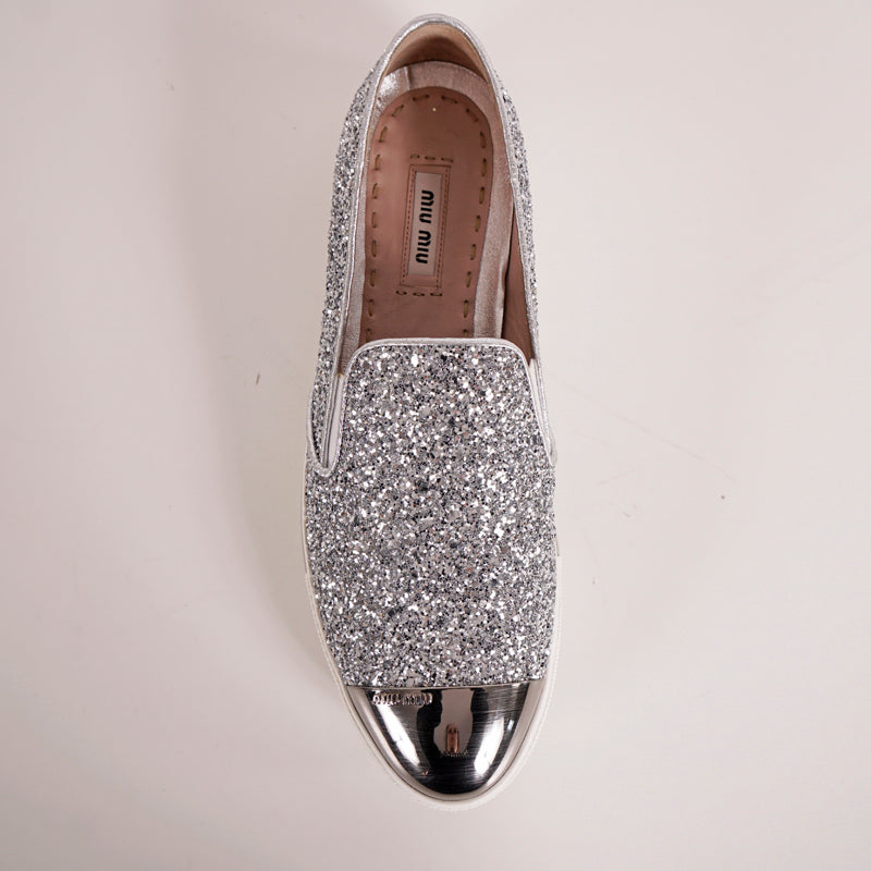 39.5 NEW $925 MIU MIU Womans Silver GLITTER METAL CAP TOP Slip on Skate SNEAKERS