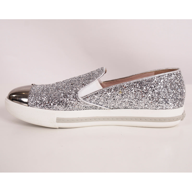 39.5 NEW $925 MIU MIU Womans Silver GLITTER METAL CAP TOP Slip on Skate SNEAKERS