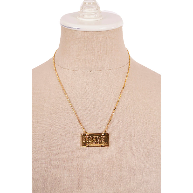 NEW $450 VERSACE Gold Tone Brass LICENSE PLATE LOGO CHARM Link Chain NECKLACE