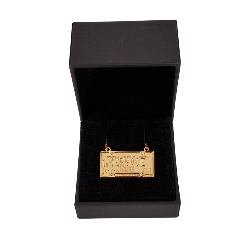 NEW $450 VERSACE Gold Tone Brass LICENSE PLATE LOGO CHARM Link Chain NECKLACE