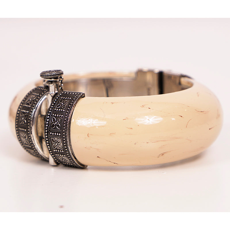 NEW $595 SAINT LAURENT Ivory Resin Vintage Style BOHO Hinged Pin Clasp BRACELET