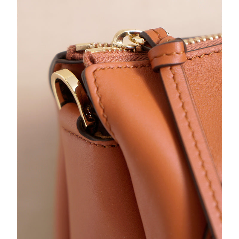 NEW $1,400 MCM Cognac Tan Nappa Leather MODE TRAVIA LOGO Medium 2-Way BAG Italy
