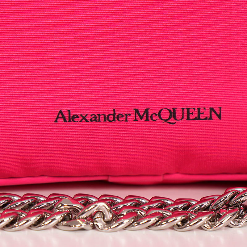 NEW $890 ALEXANDER MCQUEEN Hot BOBBY PINK Nylon CRYSTAL SKULL GRAFFITI Flap BAG!