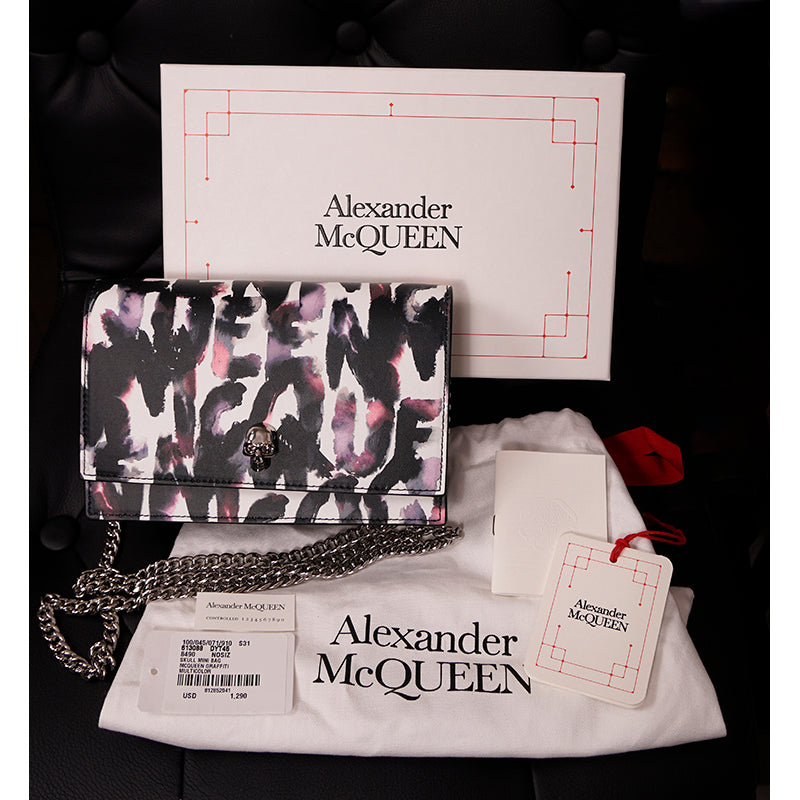 NEW $1290 ALEXANDER MCQUEEN Pink WATERCOLOR GRAFFITI Leather SKULL Crossbody BAG