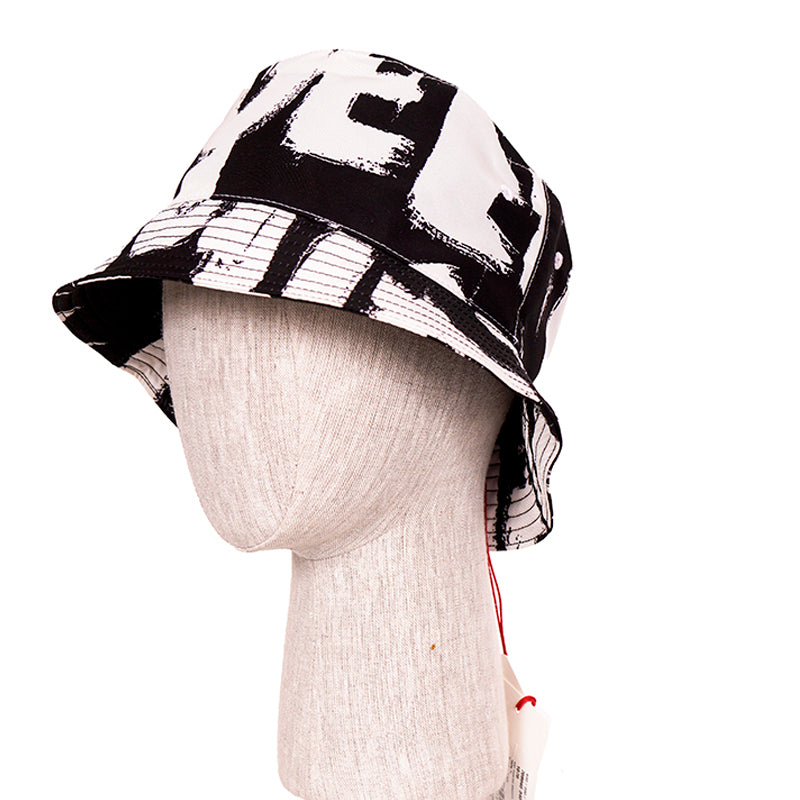sz S NEW $460 ALEXANDER MCQUEEN Black & White PAINTED GRAFFITI LOGO Bucket HAT