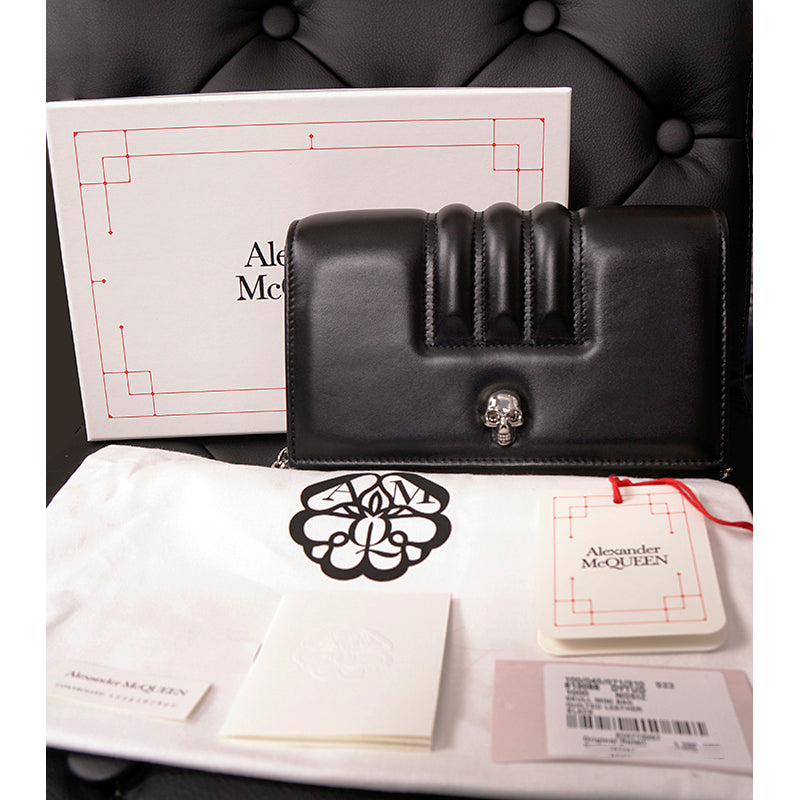NEW $1290 ALEXANDER MCQUEEN Black Leather MOTORCYCLE RIBBED SKULL Crossbody BAG