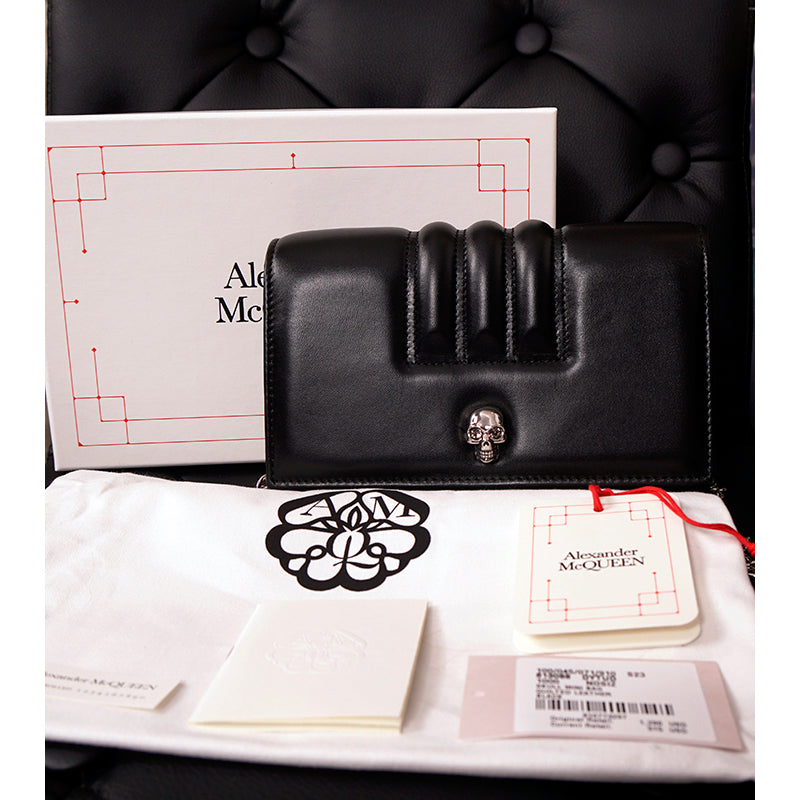 NEW $1290 ALEXANDER MCQUEEN Black Leather MOTORCYCLE RIBBED SKULL Crossbody BAG