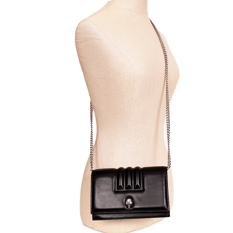 NEW $1290 ALEXANDER MCQUEEN Black Leather MOTORCYCLE RIBBED SKULL Crossbody BAG