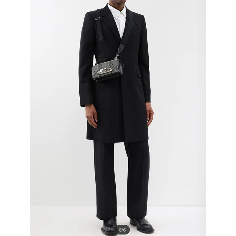 NEW $2,690 ALEXANDER MCQUEEN Black SKULL KNUCKLE Studded Leather Cross-body BAG