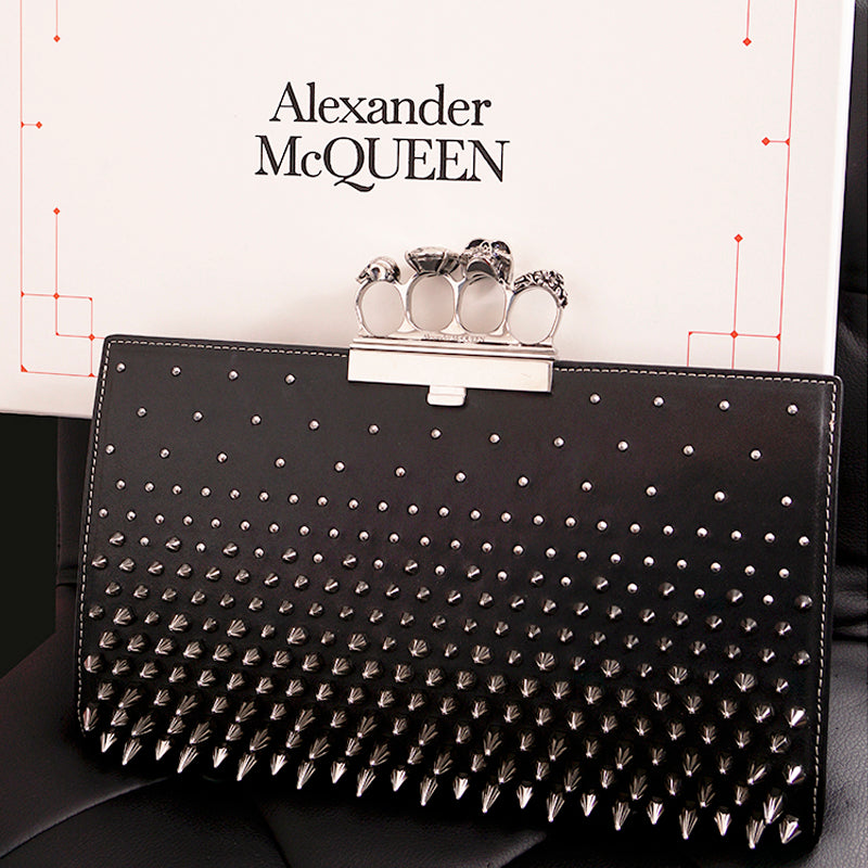 NEW $2990 ALEXANDER MCQUEEN Black SILVER SPIKE STUDDED KNUCKLE 4 Ring SKULL BAG