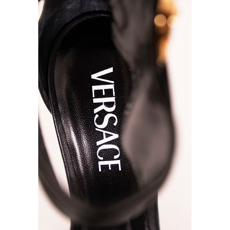 sz 38.5 NEW $1,275 VERSACE Black Leather LOGO SAFETY PIN Stiletto 108 SANDALS HEELS