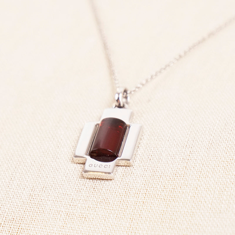 NEW $650 GUCCI .925 Sterling Silver GARNET Cabochon CROSS PENDANT NECKLACE NWB