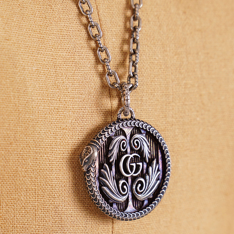 NEW $820 GUCCI GARDEN Aged Sterling Silver SNAKE OUROBOROS GG LOGO NECKLACE NWB