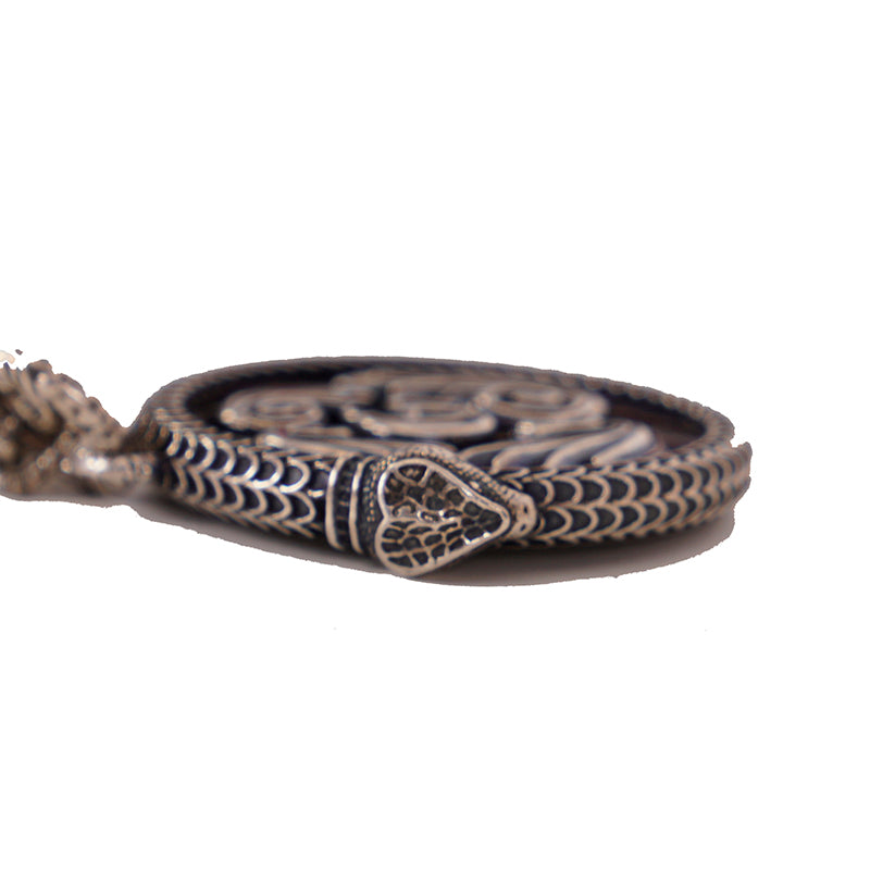 NEW $820 GUCCI GARDEN Aged Sterling Silver SNAKE OUROBOROS GG LOGO NECKLACE NWB