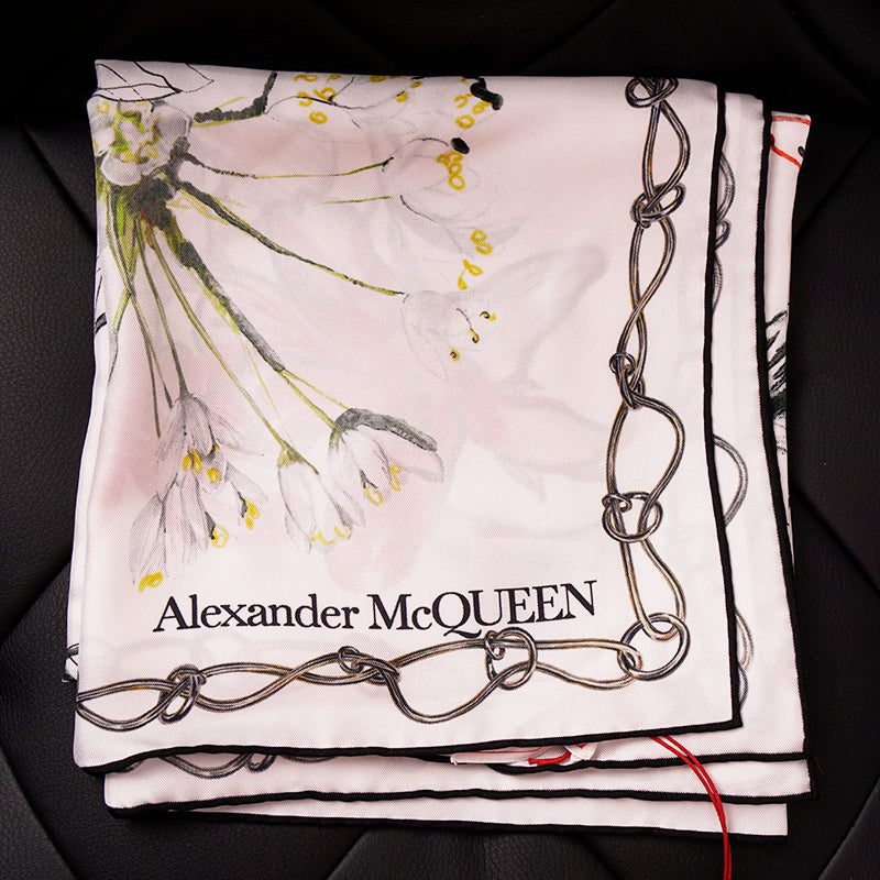 NEW $395 ALEXANDER MCQUEEN White Silk Satin ENDANGERED FLOWER SKULL 35" SCARF