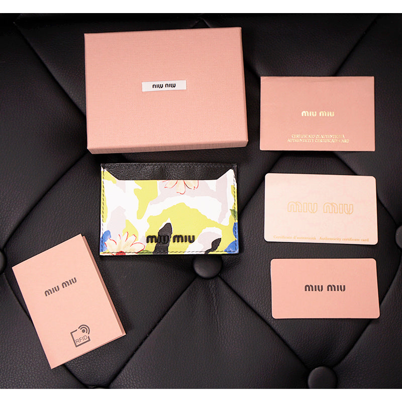 NEW $440 MIU MIU Yellow Leather CAMO FLOWER PRINT Cardcase Wallet CARD HOLDER