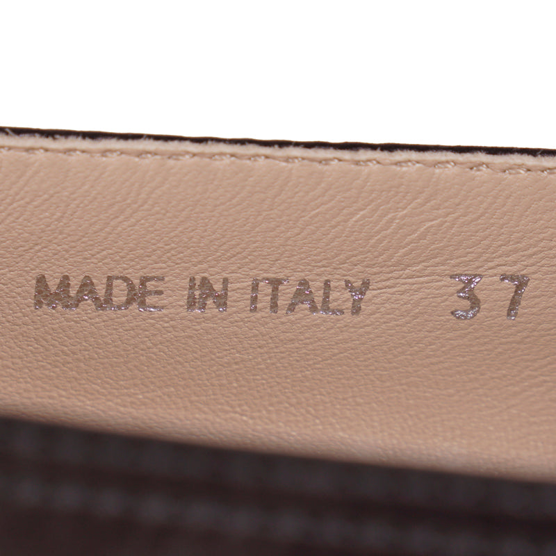 37 NEW $950 PRADA Black Leather EMBOSSED LOGO CREST Summer FLATS ESPADRILLE NIB