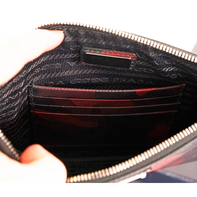 NEW $1080 PRADA MEN'S Red CAMO SAFFIANO LEATHER LOGO Clutch Travel ZIP TOP BAG