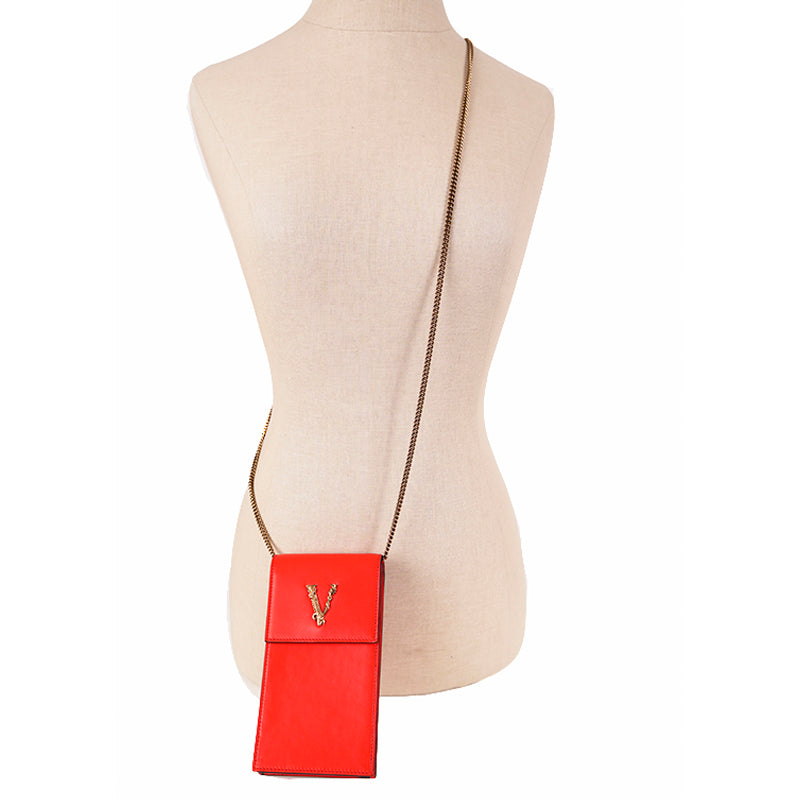 NEW $825 VERSACE RUNWAY Red Leather Barocco V VIRTUS LOGO Crossbody Phone BAG