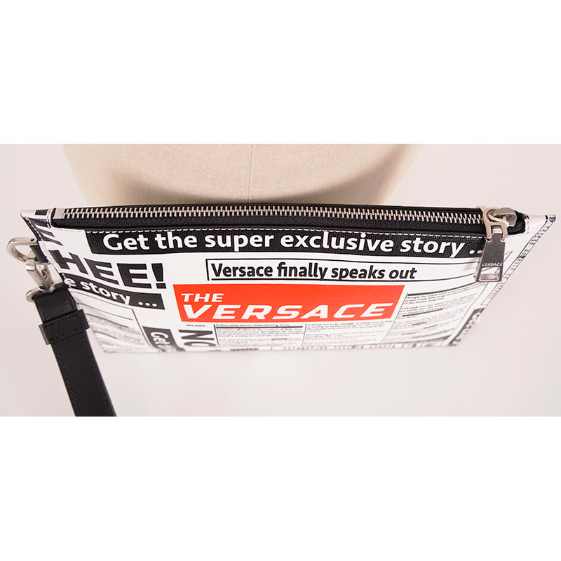 NEW $950 VERSACE White Leather WHITE TABLOID RUNWAY PRINT Wristlet CLUTCH BAG