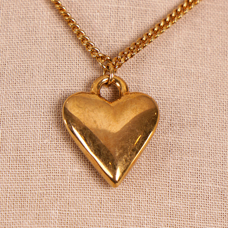 NEW $650 VERSACE Runway Gold Tone TRIBUTE Heart Pendant Curb Link NECKLACE NIB