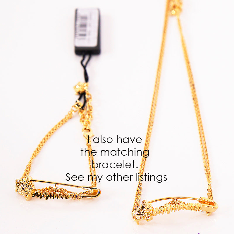 NEW $625 VERSACE TRIBUTE Gold Tone MEDUSA SAFETY PIN Charm Double Link NECKLACE