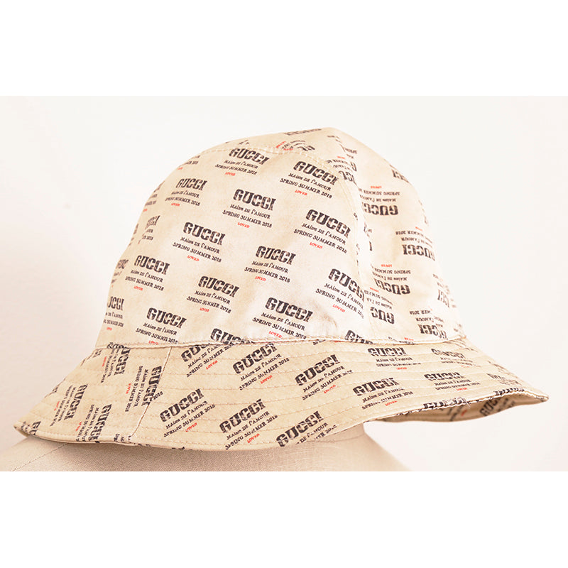 NEW $690 GUCCI Woman's Tan Silk Satin All Over Gucci Print Logo Fedora Spring Hat