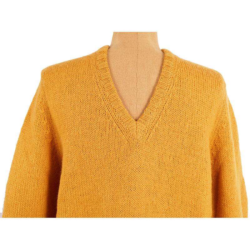M NEW $980 GUCCI Men Mustard Yellow Wool Knit GAME GG LOGO PATCH V Neck SWEATER