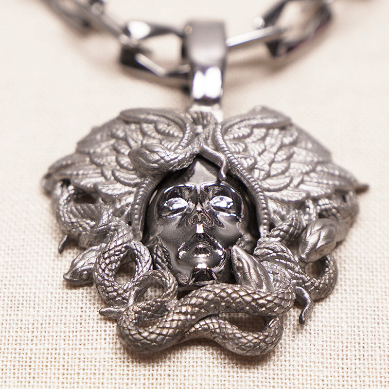 NEW $790 VERSACE Silver Tone MEDUSA WINGED SERPENT Pendant Link NECKLACE NIB