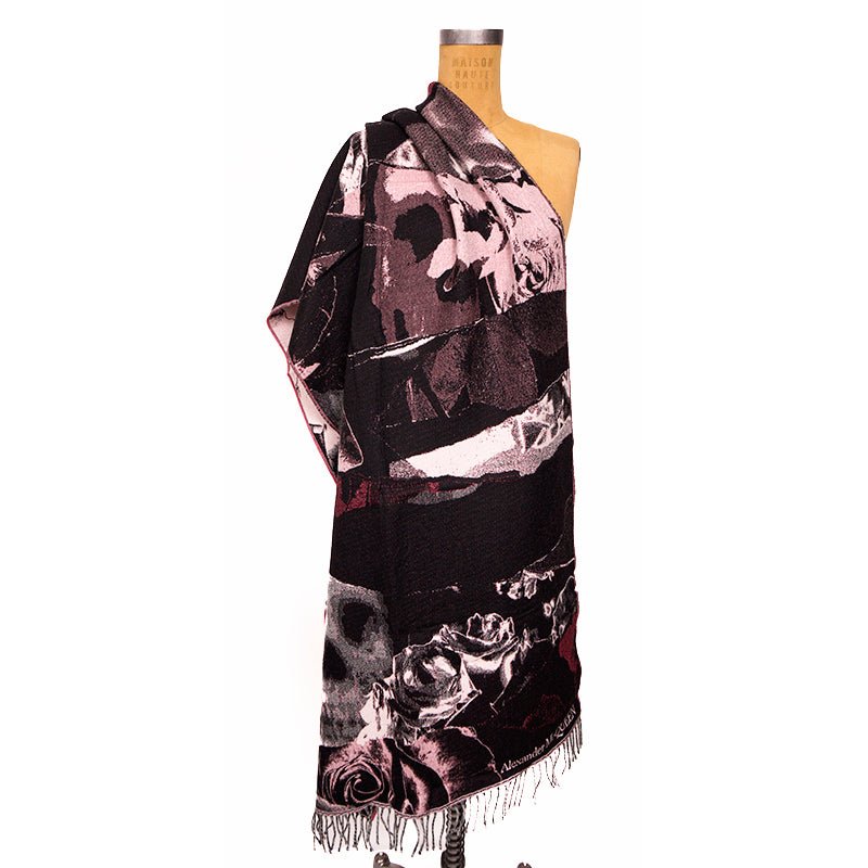 NEW $470 ALEXANDER MCQUEEN Pink & Black TORN ROSES SKULL 100% WOOL 80" SCARF