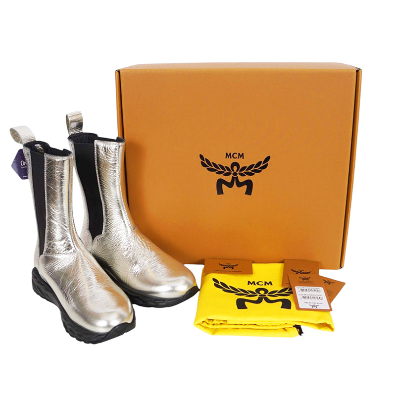 37/38/39/40 NEW $790 MCM Silver DISTRESSED LEATHER Pull On Logo RETRO SKYWANDER BOOTS NIB