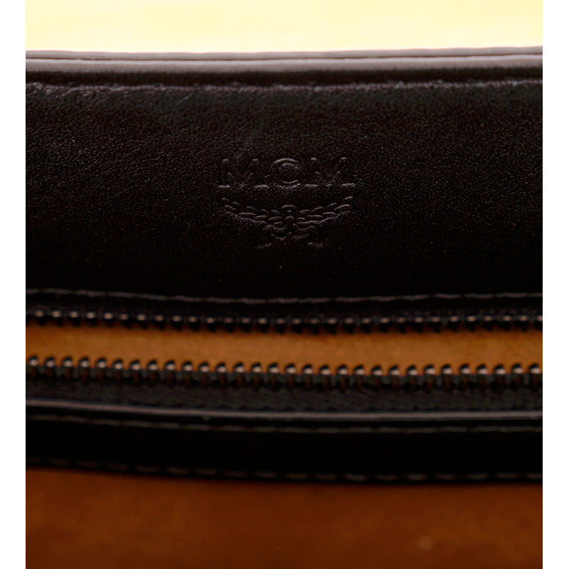 NEW $890 MCM Klassik Black Leather & Visetos Gray Logo CROSSBODY Laurel Flap BAG