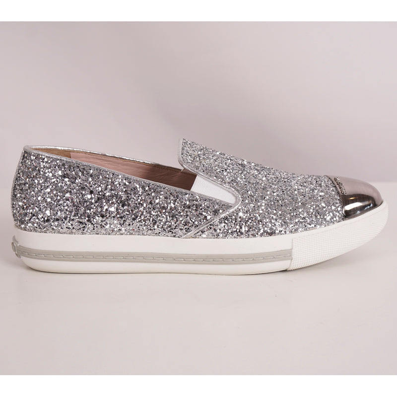 39.5 NEW $925 MIU MIU Womans Silver GLITTER METAL CAP TOP Slip on Skate SNEAKERS