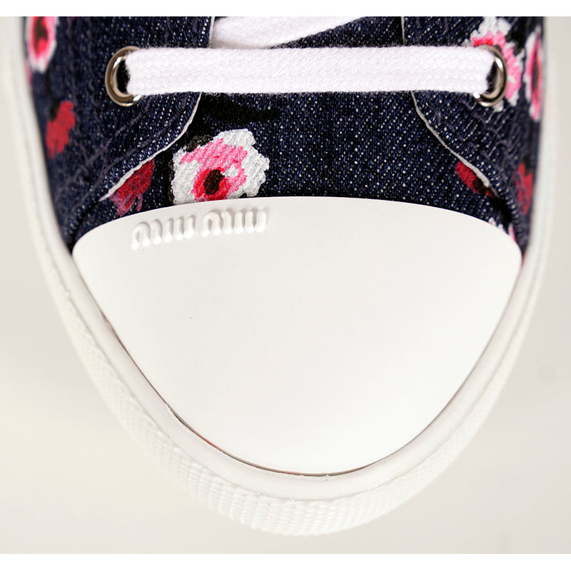 39 NEW $850 MIU MIU Floral Print Denim Blue & White Rubber Toe Low Top Sneakers