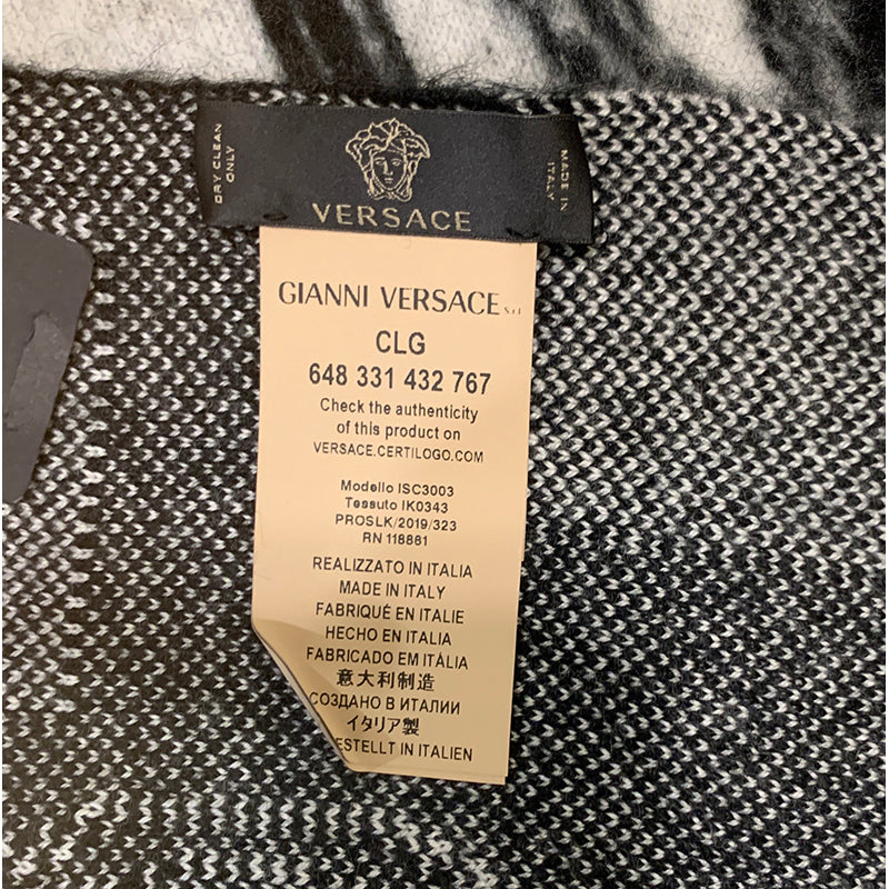 NEW $695 VERSACE RUNWAY Black & White Geometric Wool Mohair Blend GV LOGO SCARF