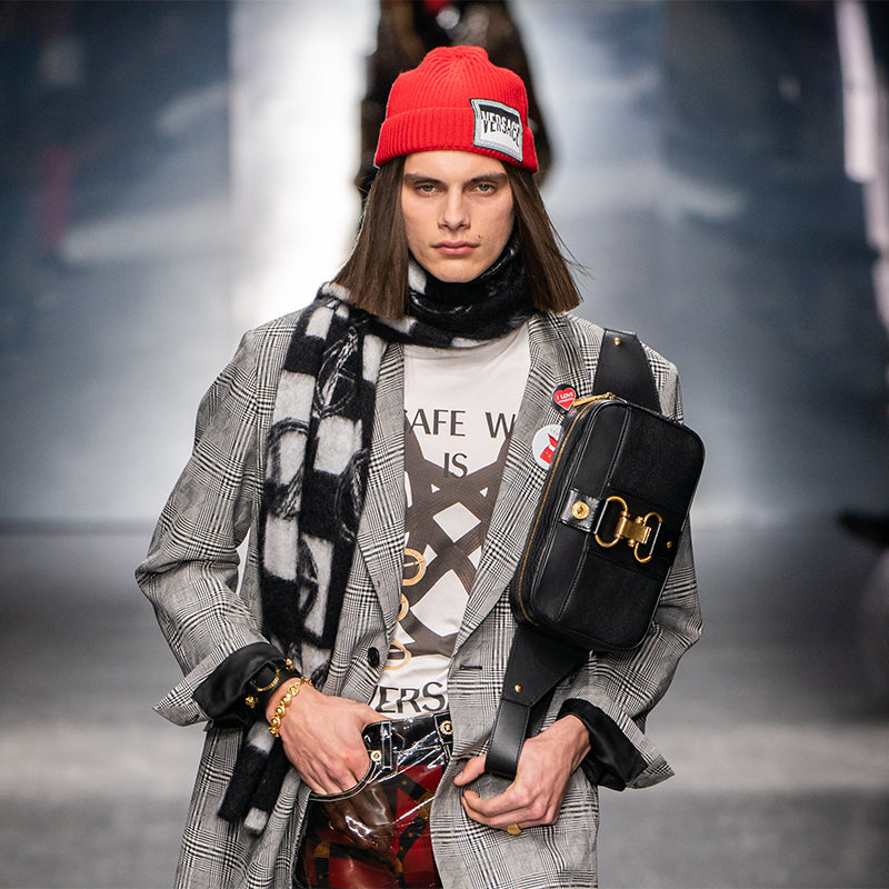 NEW $695 VERSACE RUNWAY Black & White Geometric Wool Mohair Blend GV LOGO SCARF