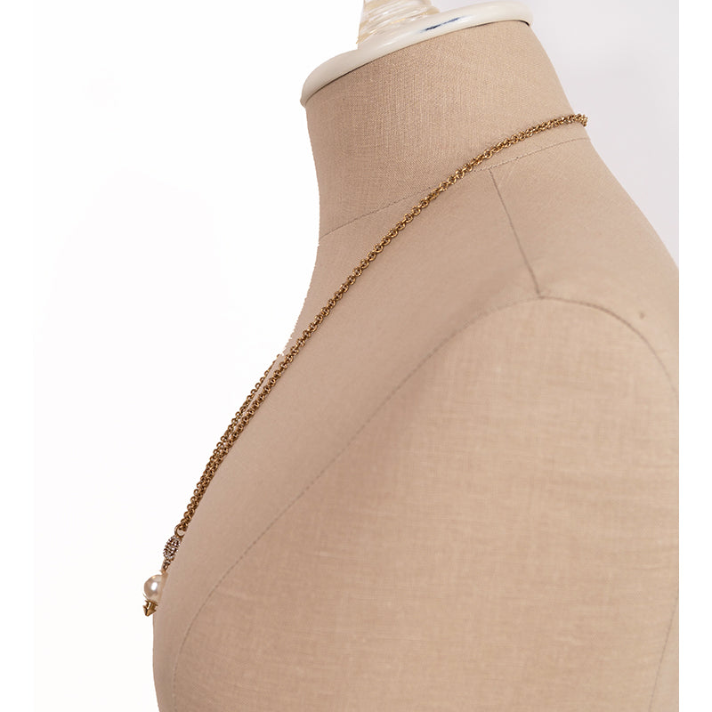 NEW $520 GUCCI Gold Tone Brass FAUX PEARL & CRYSTAL LOGO GG Pendant NECKLACE NIB