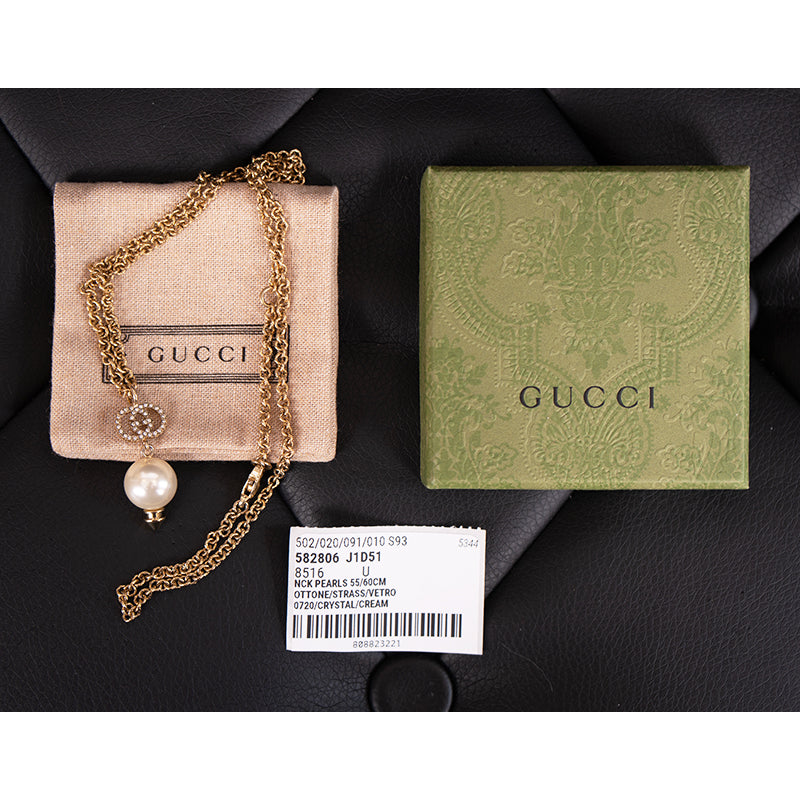NEW $520 GUCCI Gold Tone Brass FAUX PEARL & CRYSTAL LOGO GG Pendant NECKLACE NIB
