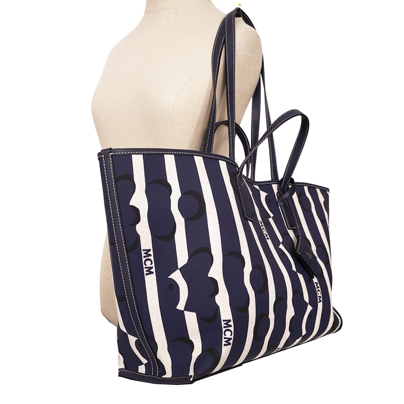 NEW $780 MCM Navy Beach Club Stripe CLOWN FISH Canvas AREN SHOPPER TOTE BAG NWT