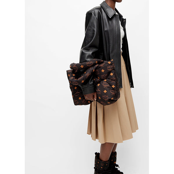 NEW $890 MCM Black LOGO Monogram Maxi Munchen QUILTED Nylon PUFFER TOTE BAG NWT