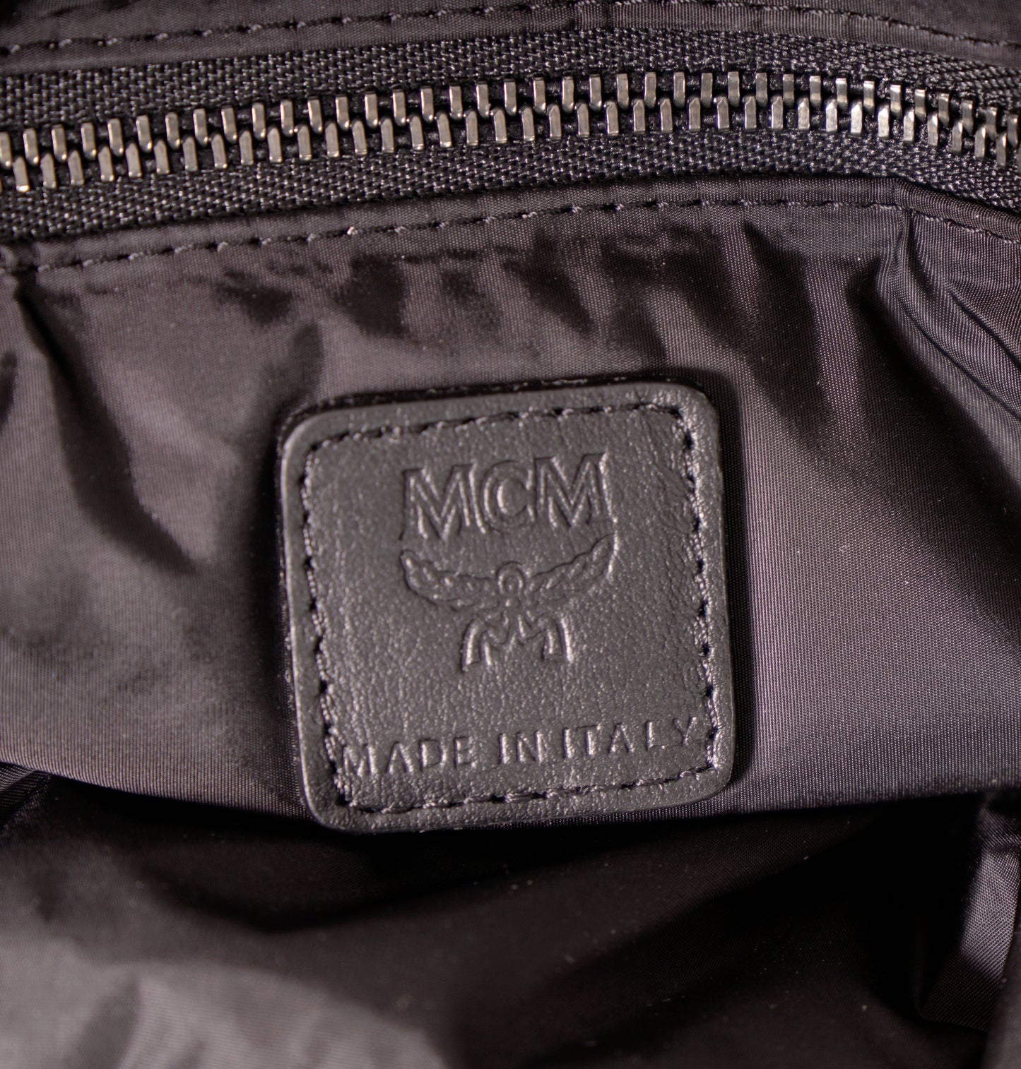 NEW $890 MCM Black LOGO Monogram Maxi Munchen QUILTED Nylon PUFFER TOTE BAG NWT