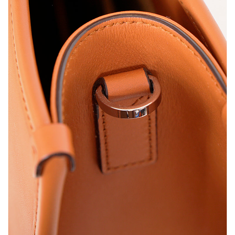 NEW $1,090 MCM Cognac Spanish Calf Leather LOGO Medium KLASSIK Tote BAG & STRAP