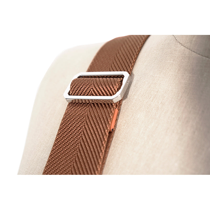 NEW $850 MCM Cognac Spanish Calf Leather LOGO AREN MESSENGER WRISTLET STRAP BAG