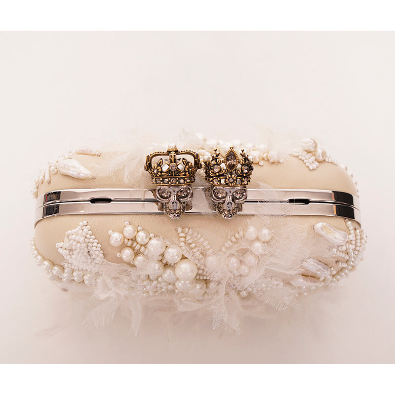 RETIRED $4,990 ALEXANDER MCQUEEN Ivory Leather Pearl KING QUEEN SKULL Clutch BAG