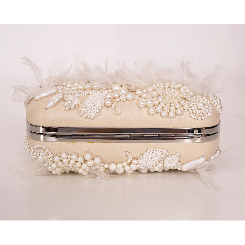RETIRED $4,990 ALEXANDER MCQUEEN Ivory Leather Pearl KING QUEEN SKULL Clutch BAG