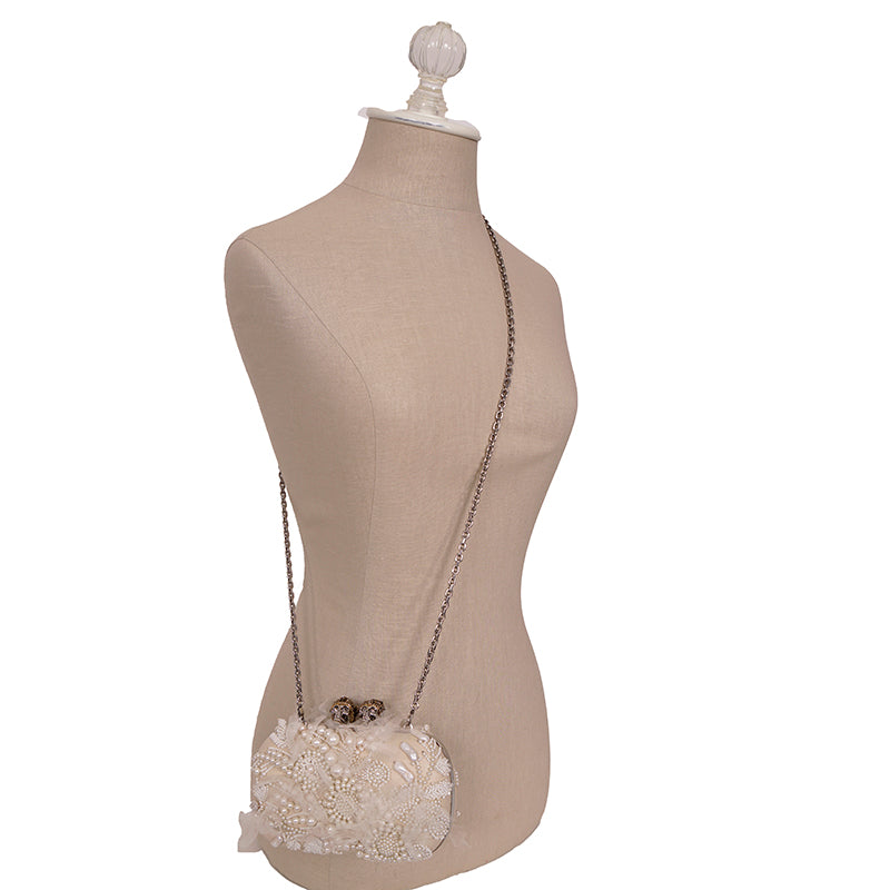 RETIRED $4,990 ALEXANDER MCQUEEN Ivory Leather Pearl KING QUEEN SKULL Clutch BAG
