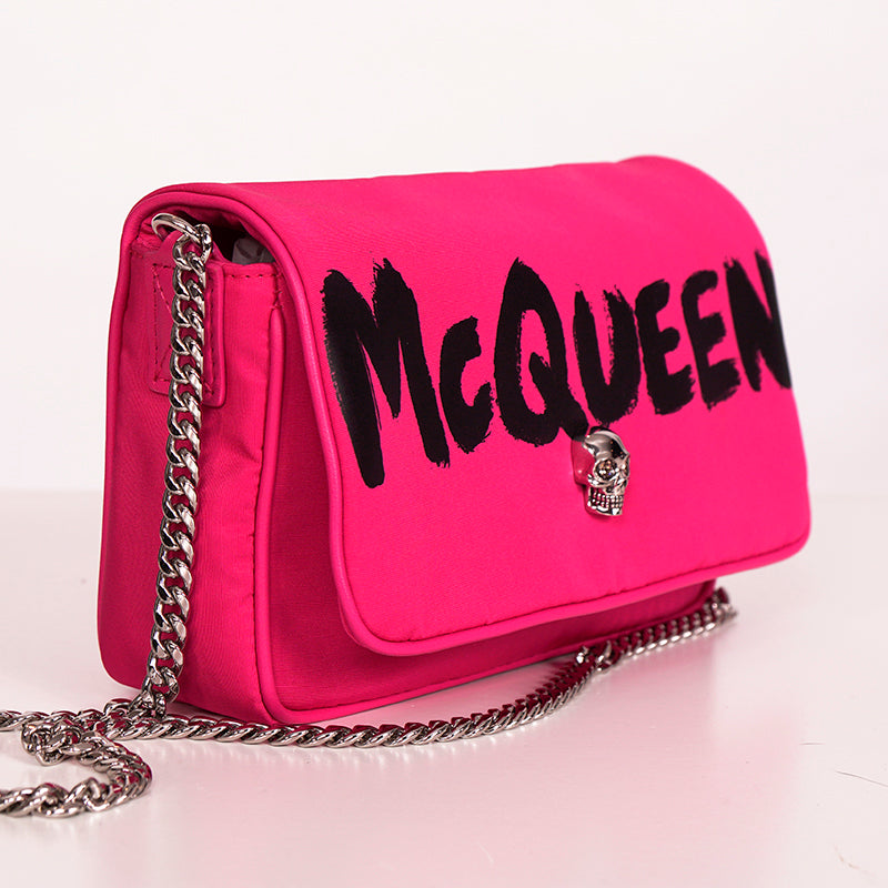 NEW $890 ALEXANDER MCQUEEN Hot BOBBY PINK Nylon CRYSTAL SKULL GRAFFITI Flap BAG!