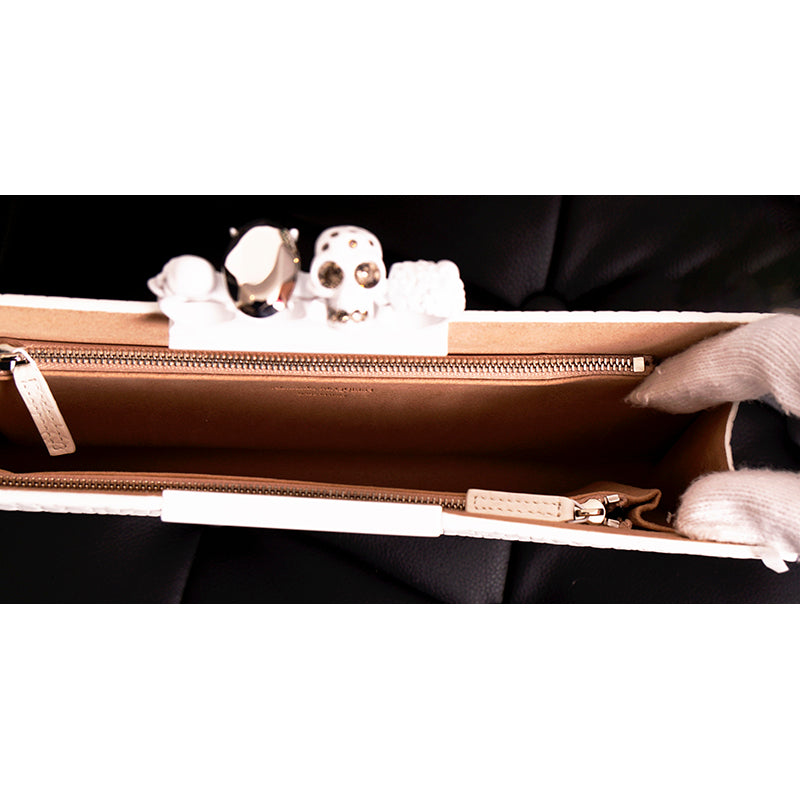 NEW $2190 ALEXANDER MCQUEEN Matte White Croc JEWELED KNUCKLE 4 Ring SKULL BAG