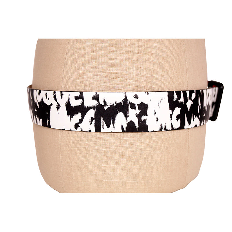 90/36 NEW $590 ALEXANDER MCQUEEN Black & White GRAFFITI-LOGO PRINT Leather BELT