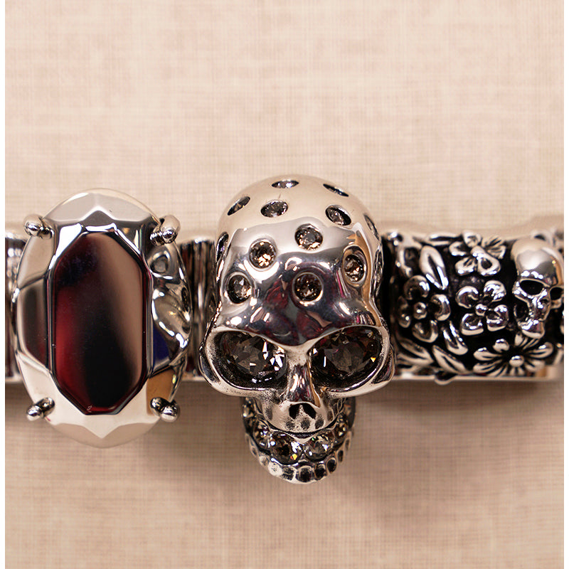 70/28 NEW $1190 ALEXANDER MCQUEEN Black Calf Leather KNUCKLE SKULL Flowers BELT